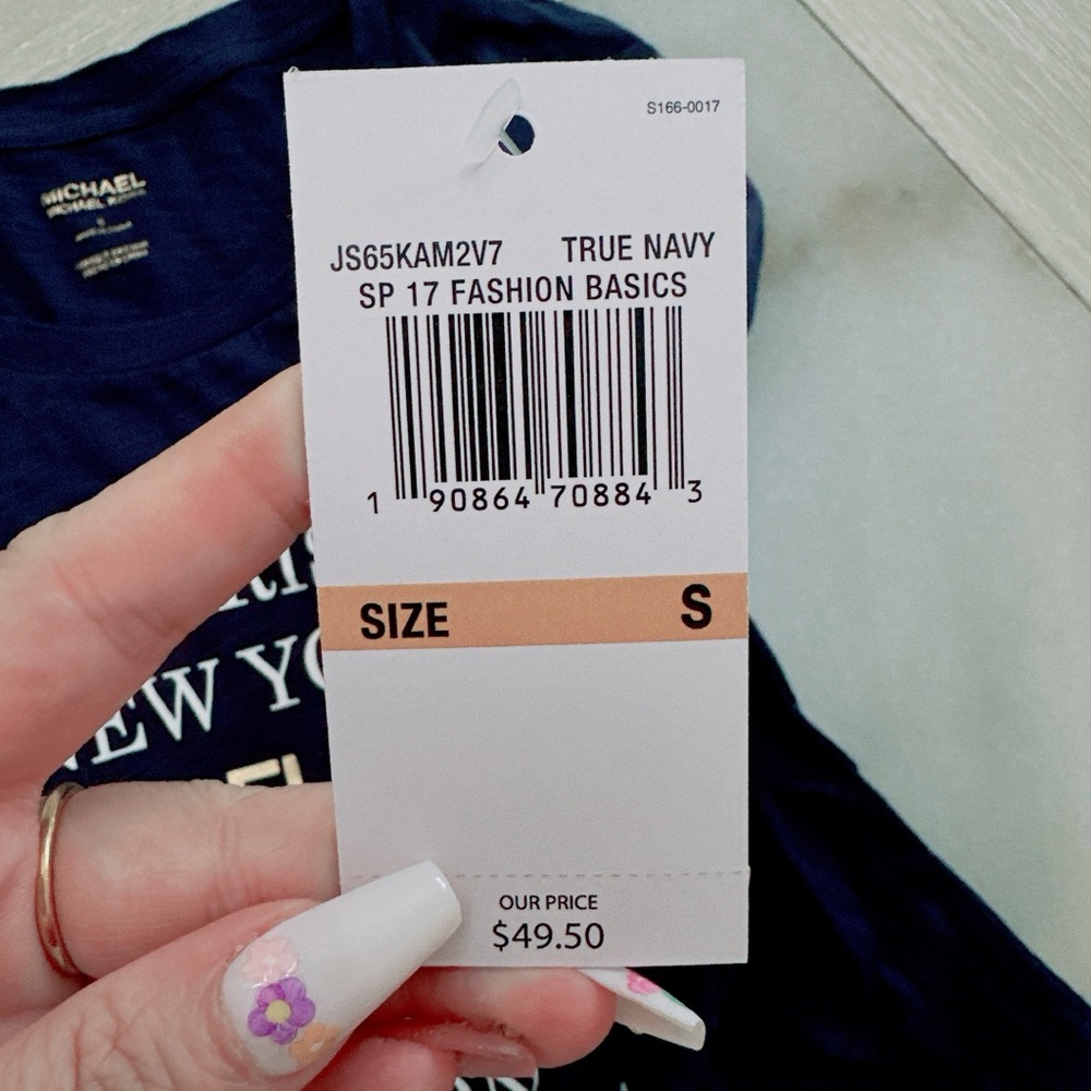 Michael Kors special edtion Women's Cities T-Shirt/NWT - Picture 4 of 7